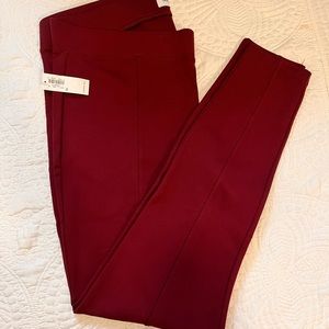 Old Navy Stevie Pant - size XL - Burgundy - NWT